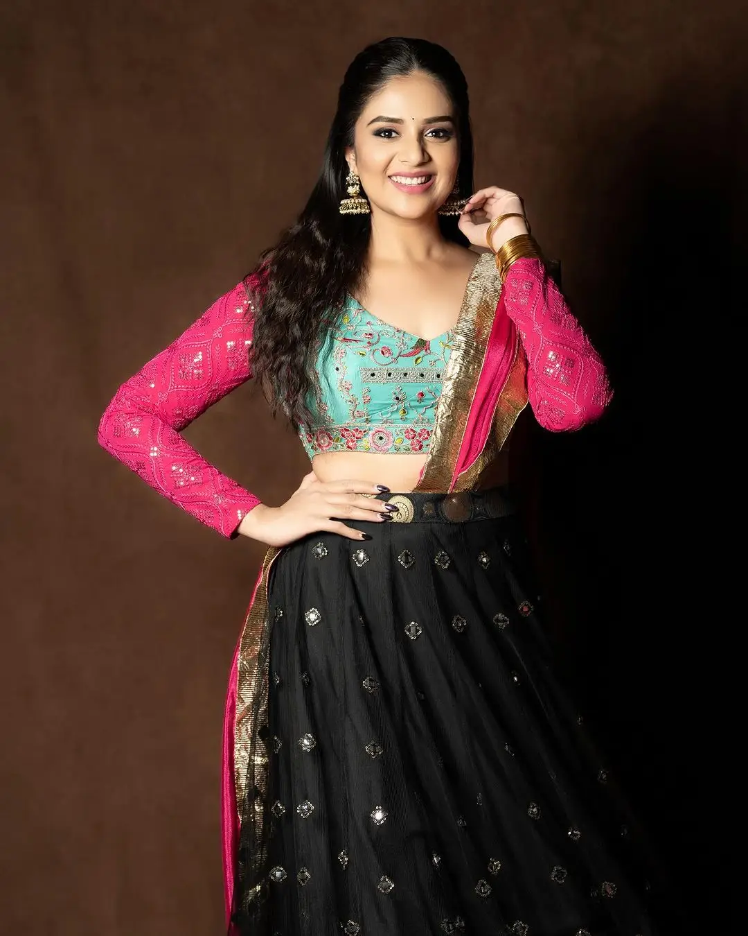 Gemini TV Anchor Sreemukhi in Black Lehenga Blue Choli